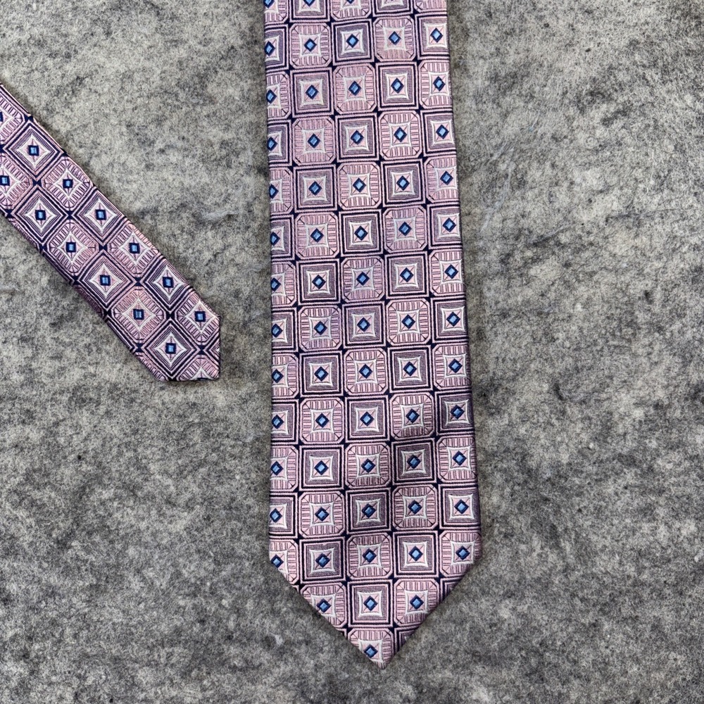 Jos. A. Bank Signature Men's Pink & Navy Blue Geometric 100% Silk Necktie